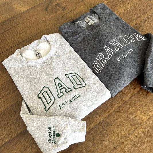 Sweat-shirt brodé personnalisé avec nom sur la manche Cadeau pour nouveau papa Cadeau fête des pères