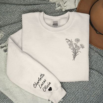 Custom Birth Flower Family Bouquet Sweatshirt Gift For Mom Grandma