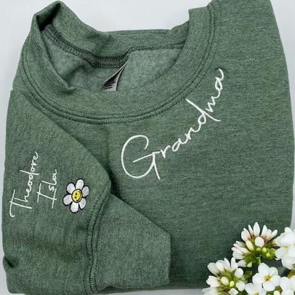 Custom Mama Sweatshirt with Kids Names sleeve